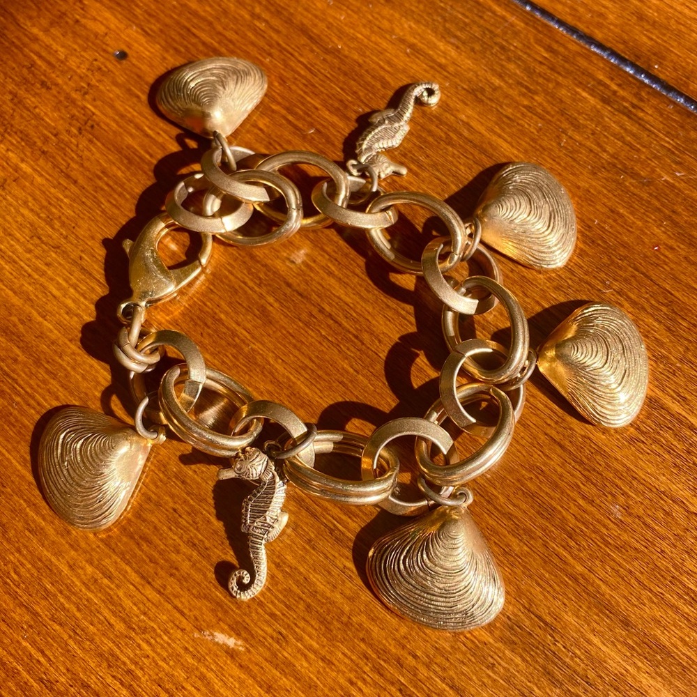 House of Lavande 18K Gold Shell Chain Bracelet